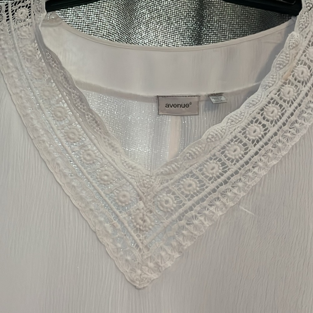 Avenue White blouse 22/24 - Picture 6 of 16